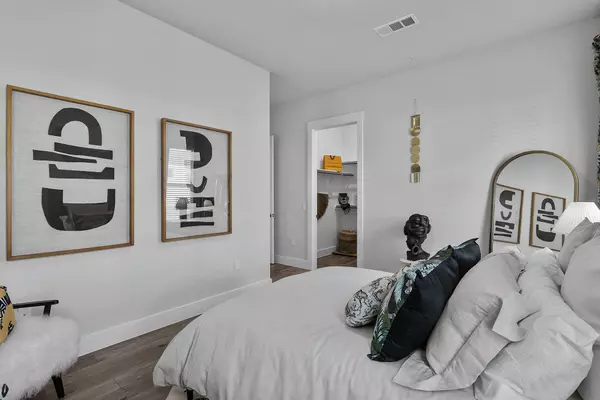 Buda, TX 78610,476 Suffield DR #812