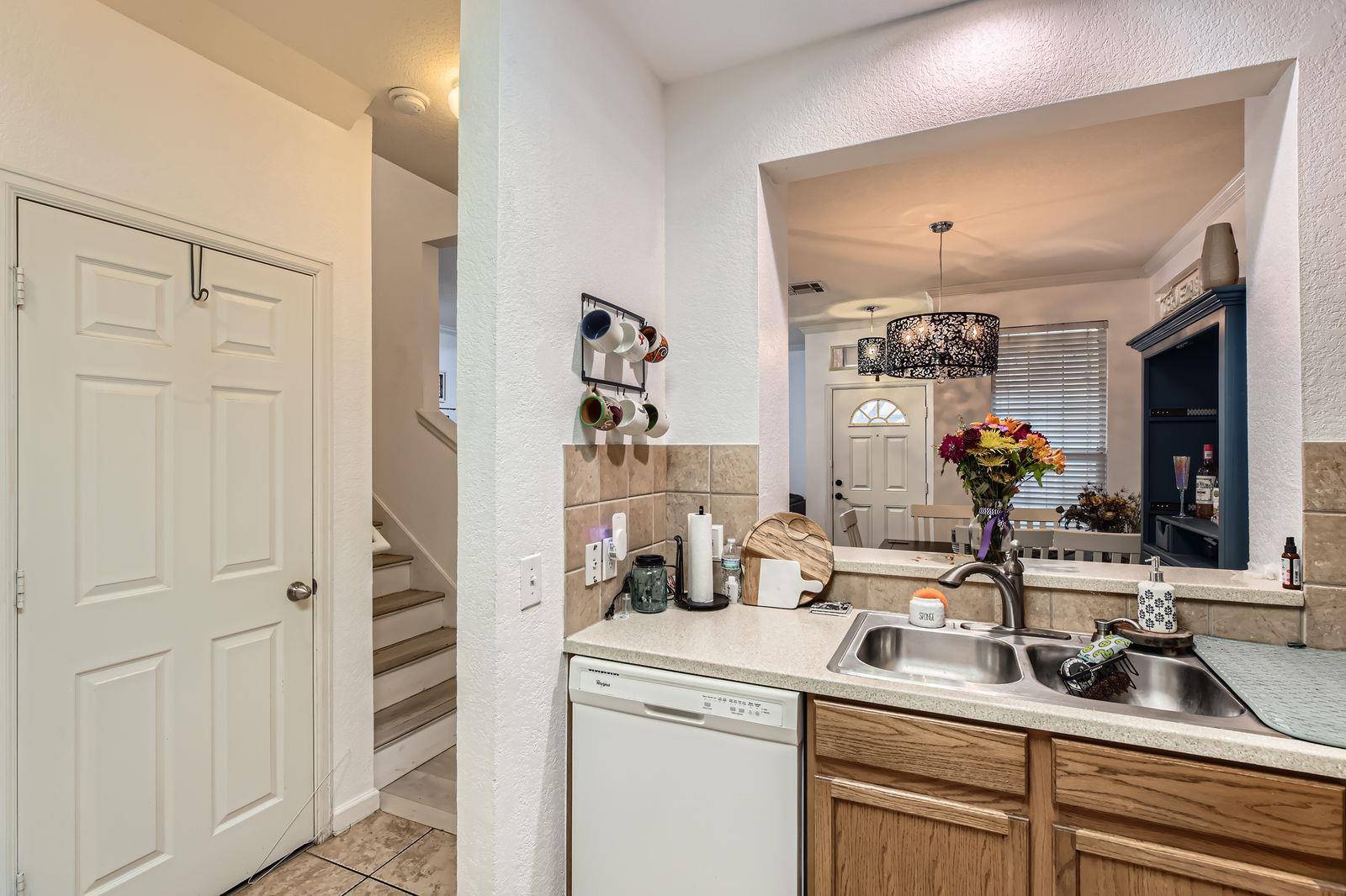 San Antonio, TX 78232,2642 Grayson WAY