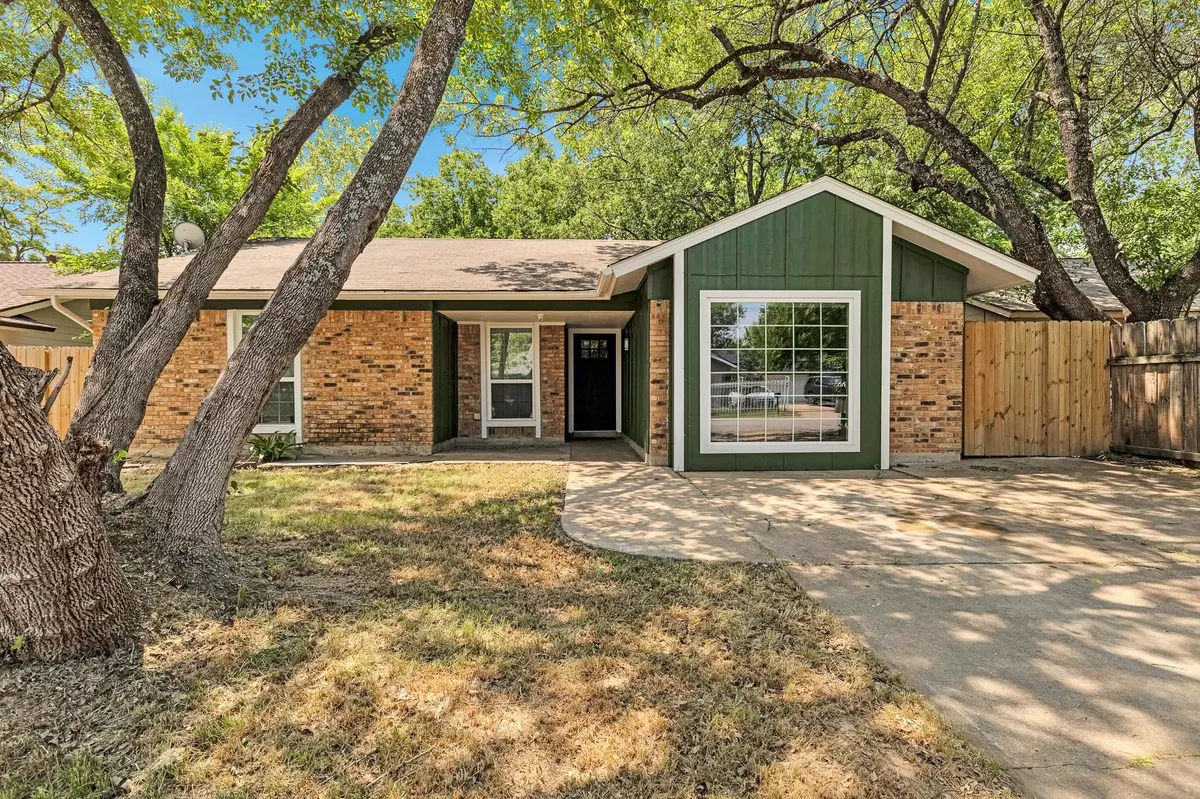 Austin, TX 78744,4421 Dovemeadow DR