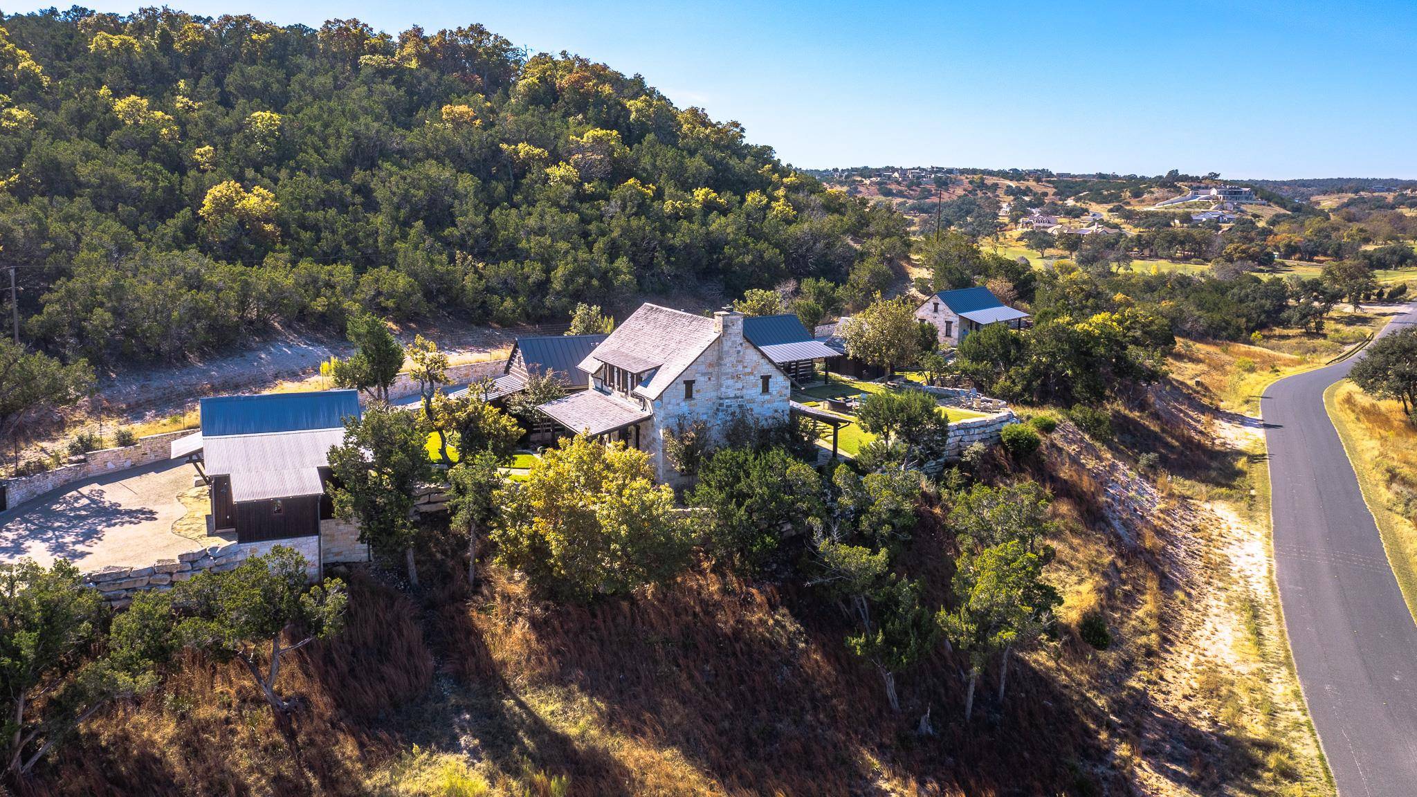 Fredericksburg, TX 78624,42 Riviera CV