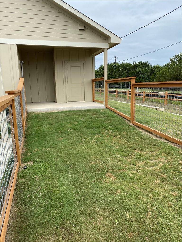 Dripping Springs, TX 78620,325 Rose DR #B
