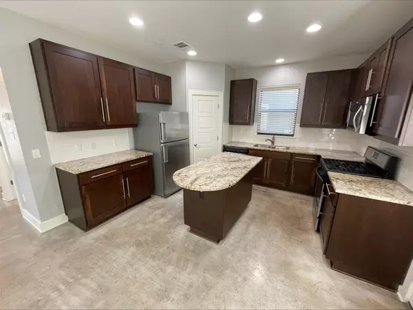 Austin, TX 78758,1412 Lorraine LOOP #1412