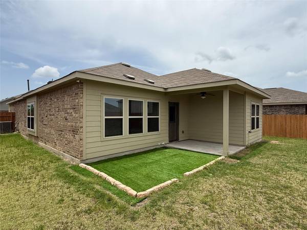 Buda, TX 78610,369 Shale CIR