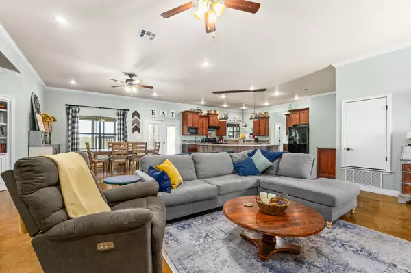 Gatesville, TX 76528,1597 County Road 176