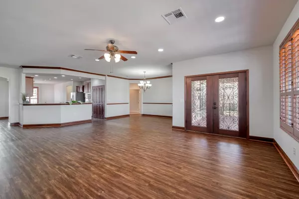 Georgetown, TX 78633,214 Apache Mountain LN