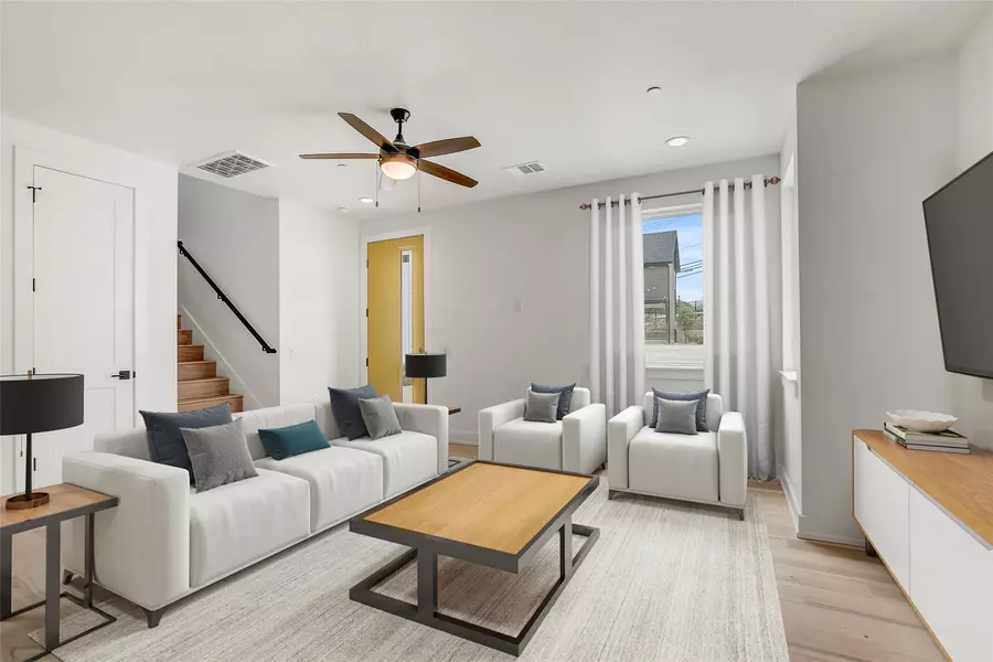 4127 E 12th ST #2, Austin, TX 78721
