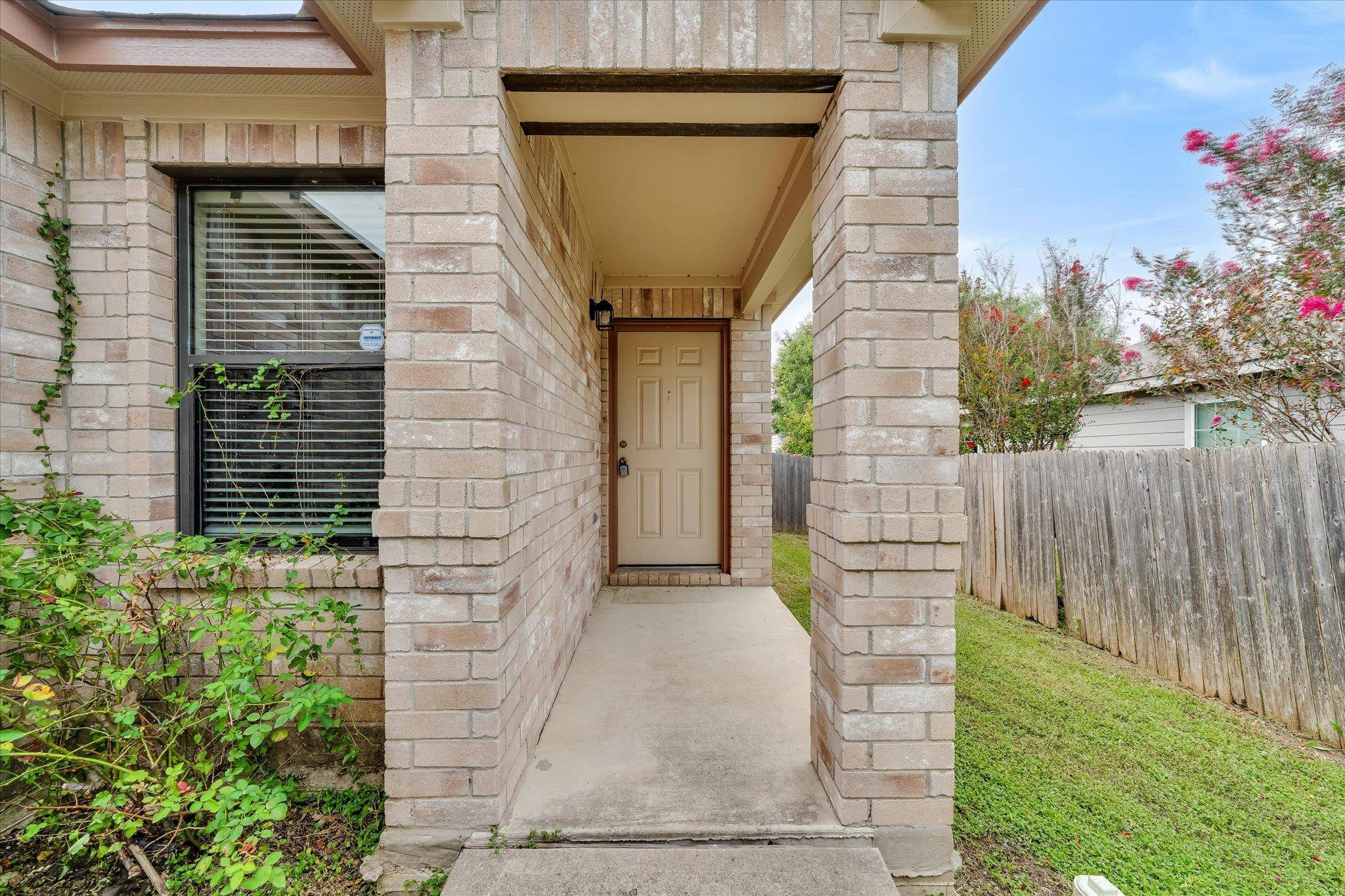 San Marcos, TX 78666,214 Calixto CT