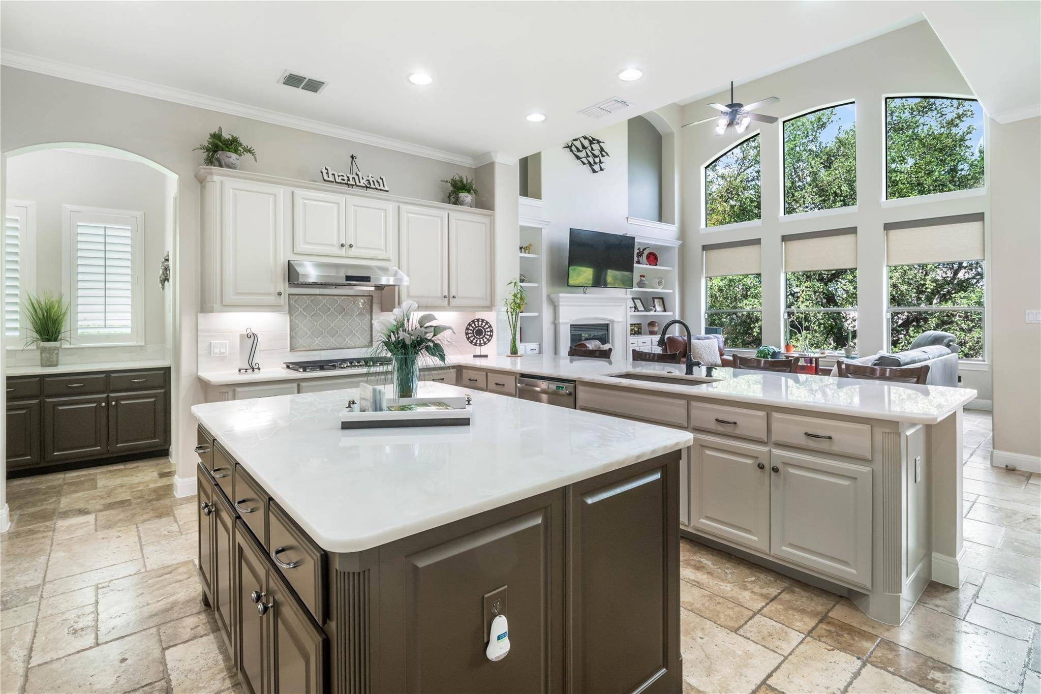 Austin, TX 78732,13301 Country Trails LN