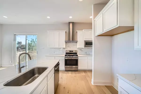 Round Rock, TX 78665,1531 N Red Bud LN #20