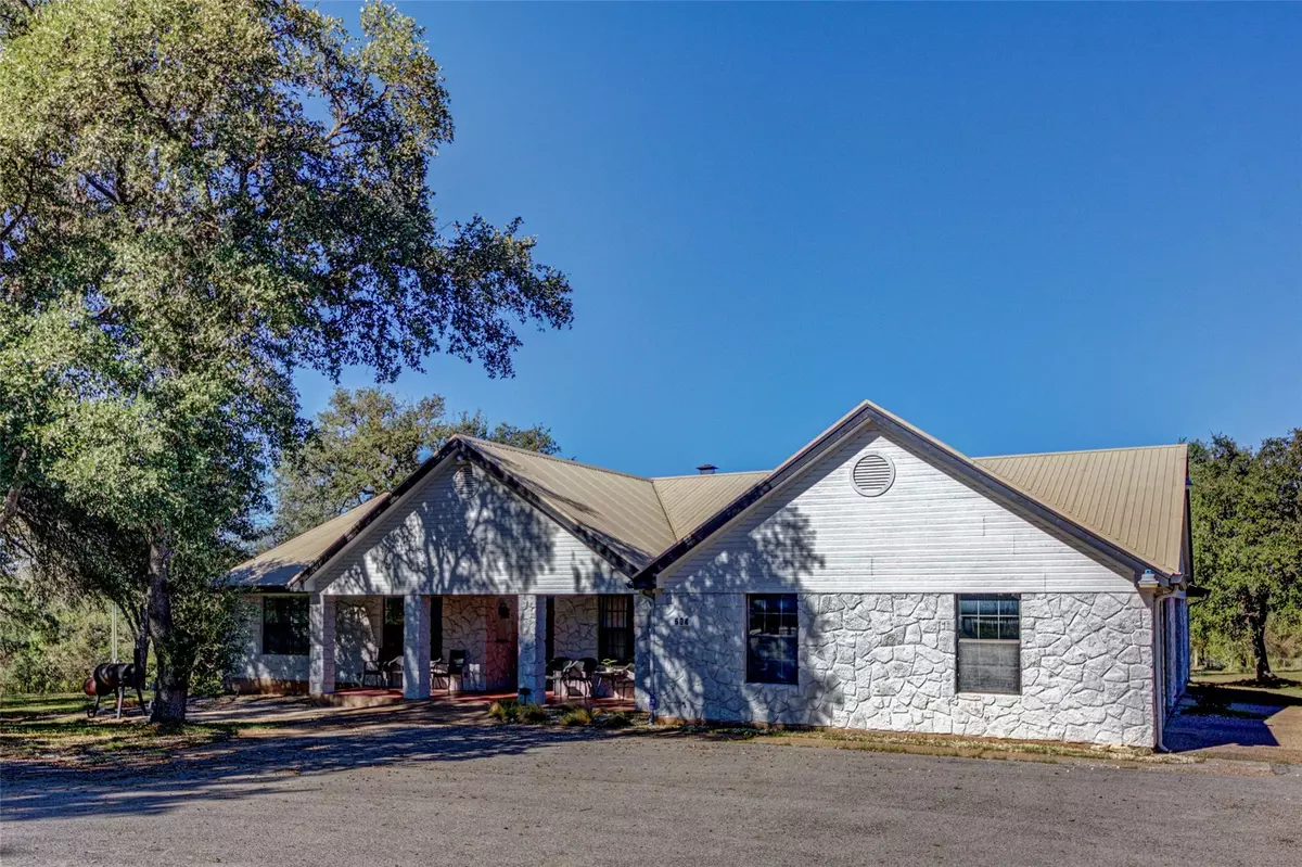 Buda, TX 78610,604 Oakwood DR