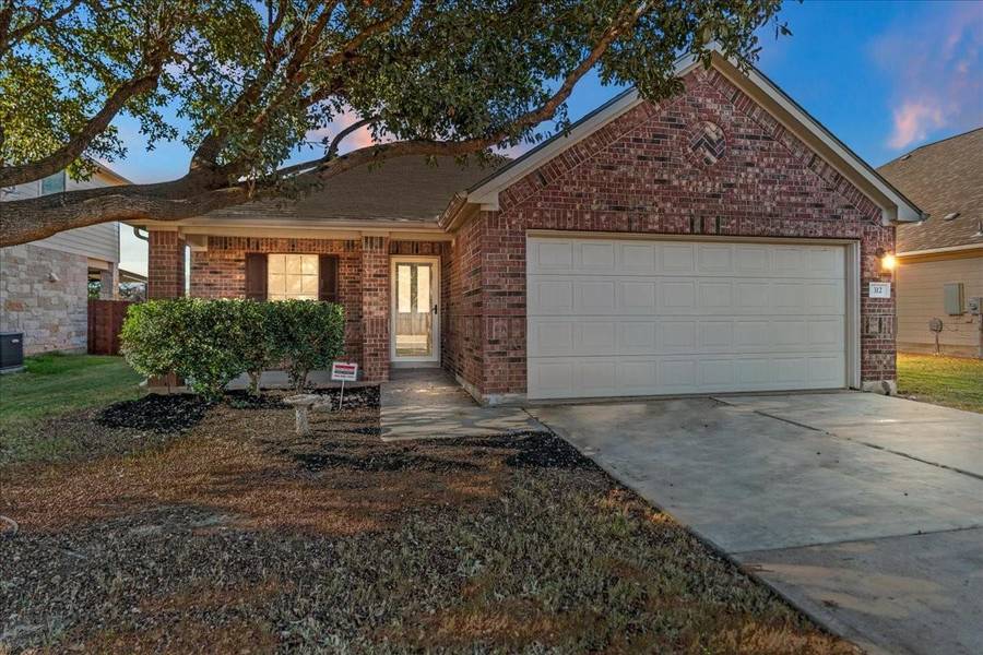 312 Falcon LN, Leander, TX 78641