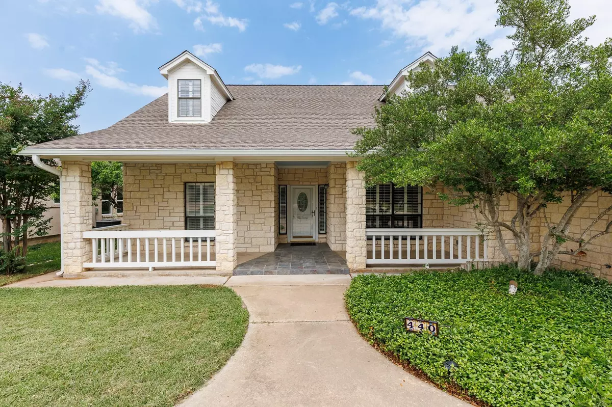 Marble Falls, TX 78654,440 Saint Andrews ST