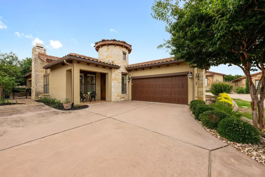 223 Delfino CIR, Austin, TX 78734
