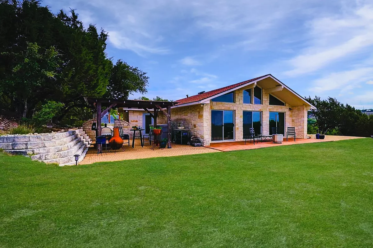 Wimberley, TX 78676,1231 Montell Rd RD