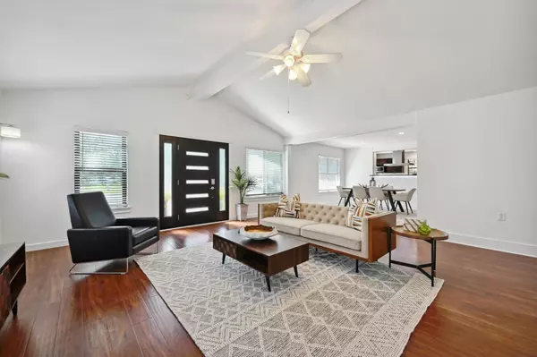 4607 S Forest DR, Austin, TX 78745
