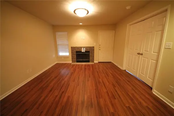 7685 NORTHCROSS DR #826, Austin, TX 78757