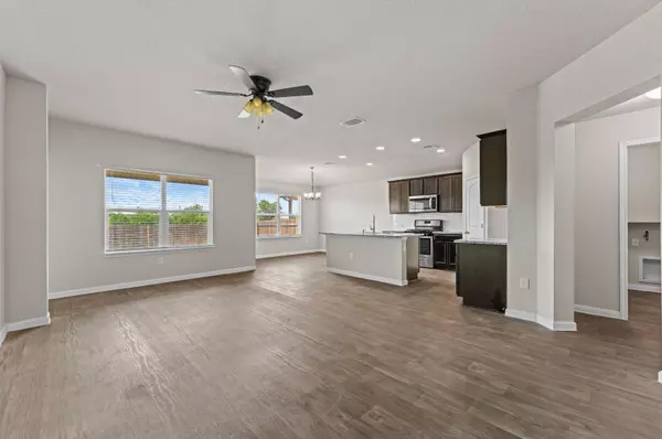 Hutto, TX 78634,109 Rochester LN