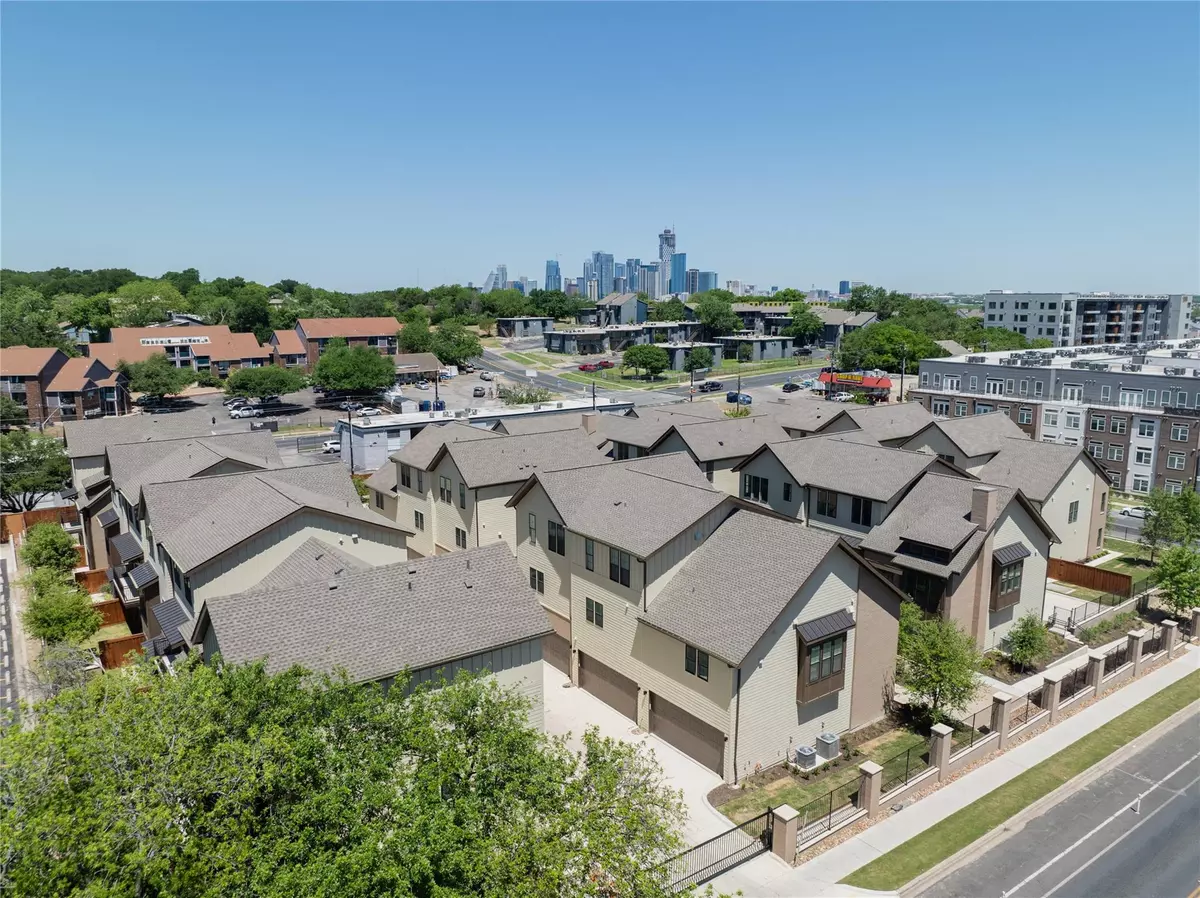 Austin, TX 78741,2209 Woodland Ave #302