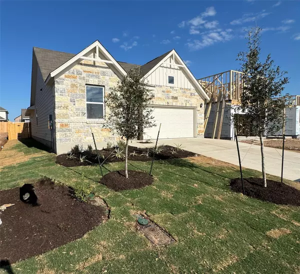 Hutto, TX 78634,305 Willow Heights DR