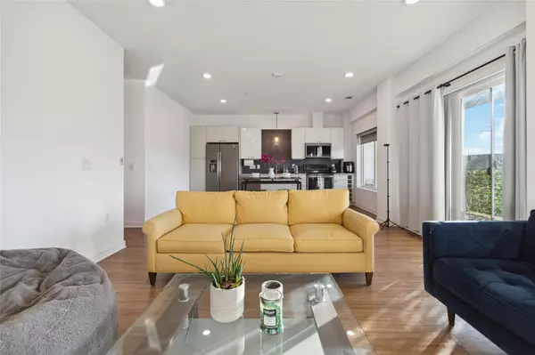 Austin, TX 78745,4361 S Congress Ave #209