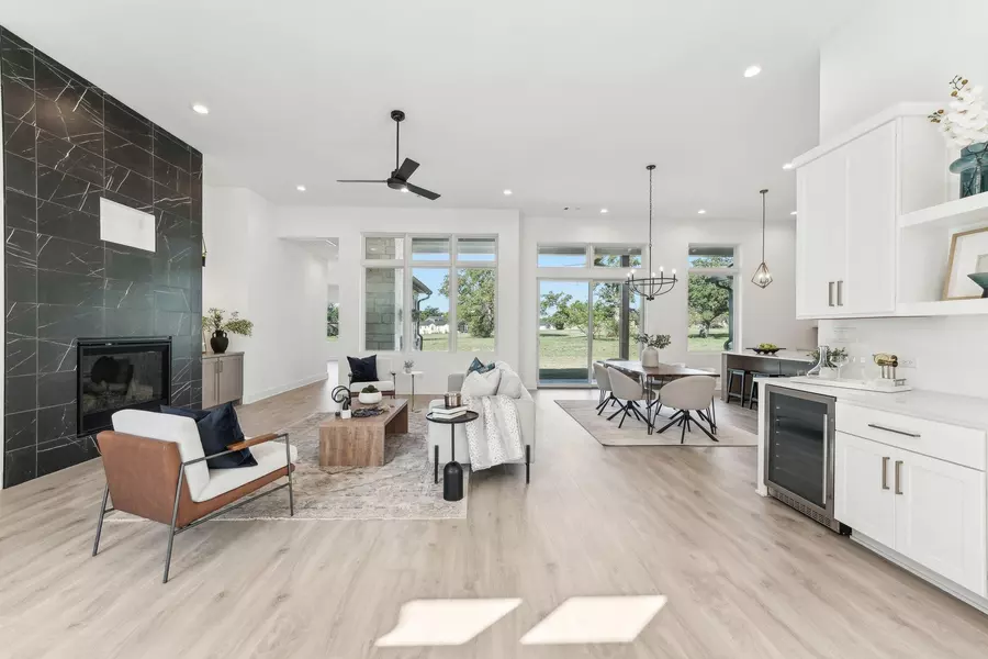 116 Mitchell Creek DR, Horseshoe Bay, TX 78657