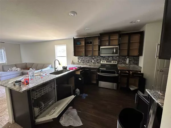 Jarrell, TX 76537,409 Hyacinth WAY #22L