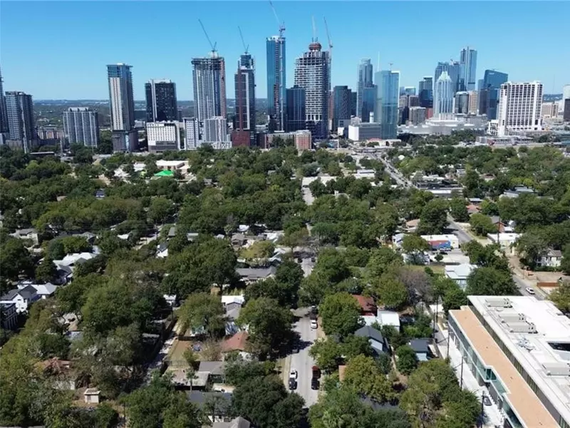 1504 Willow ST, Austin, TX 78702