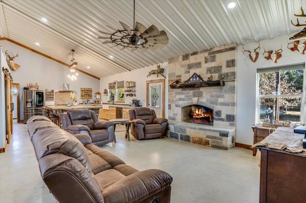 5450 County Road 202, Lampasas, TX 76550