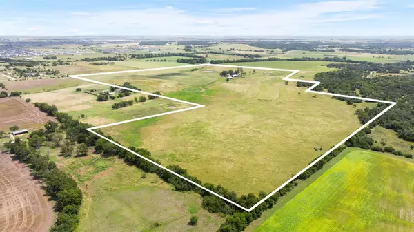 100 Rundberg DR, Jarrell, TX 76537