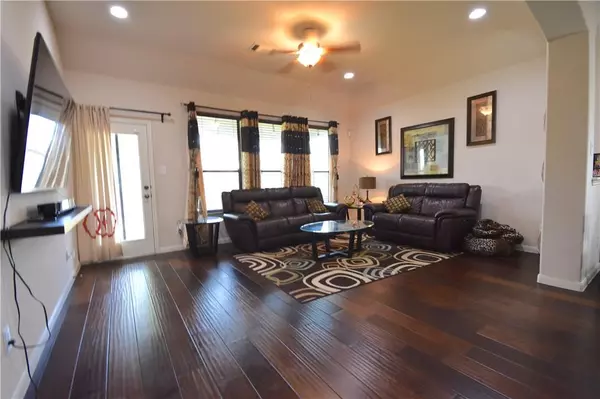 Round Rock, TX 78681,120 Brisa Bend WAY