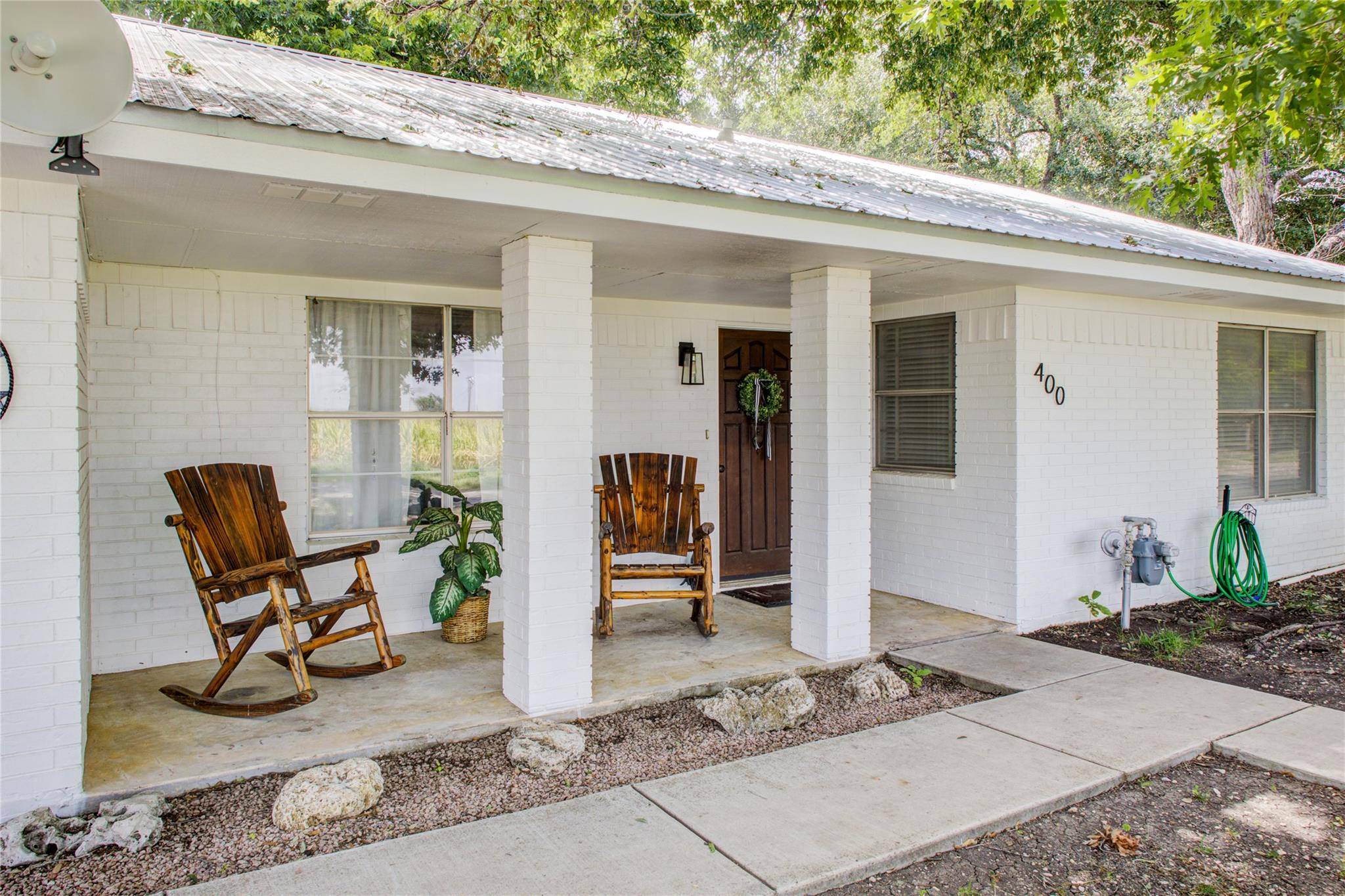 400 N Brazos ST, Granger, TX 76530