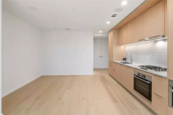 Austin, TX 78701,44 East Ave #2506