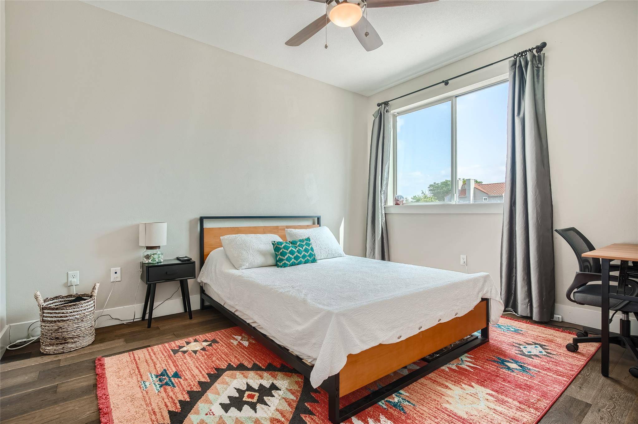Austin, TX 78704,3114 S Congress Ave #201