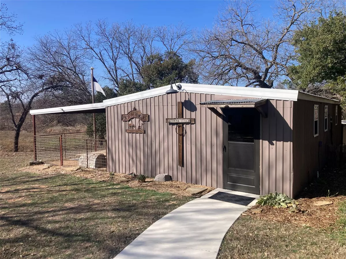 Fredericksburg, TX 78624,702 E Schubert ST E
