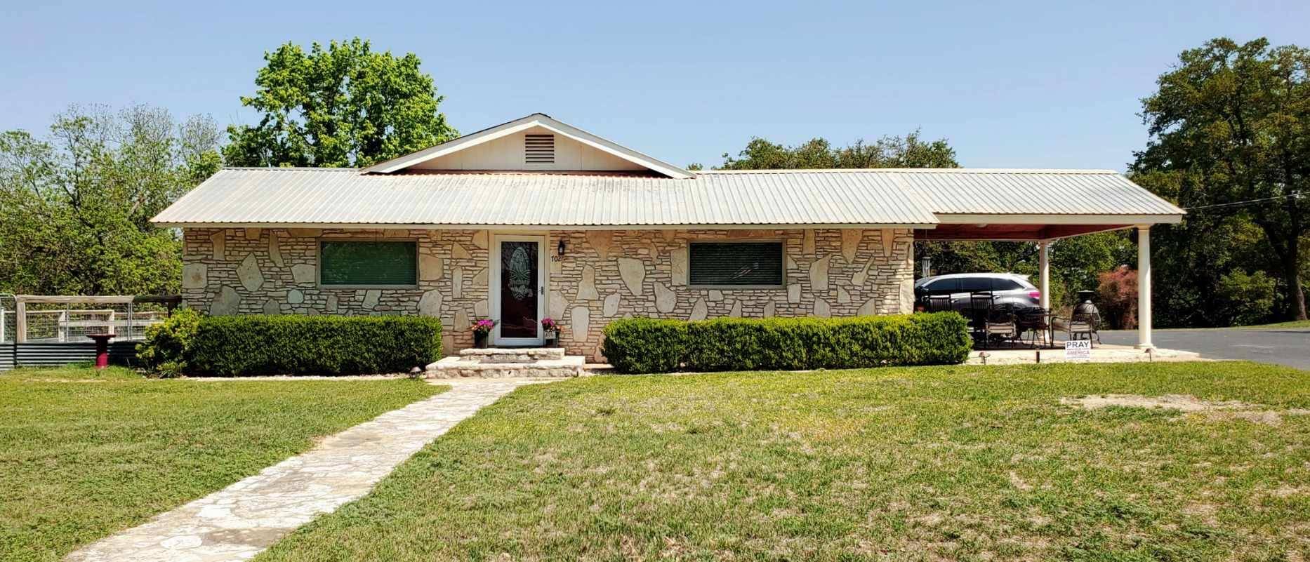 Fredericksburg, TX 78624,702 E Schubert ST E
