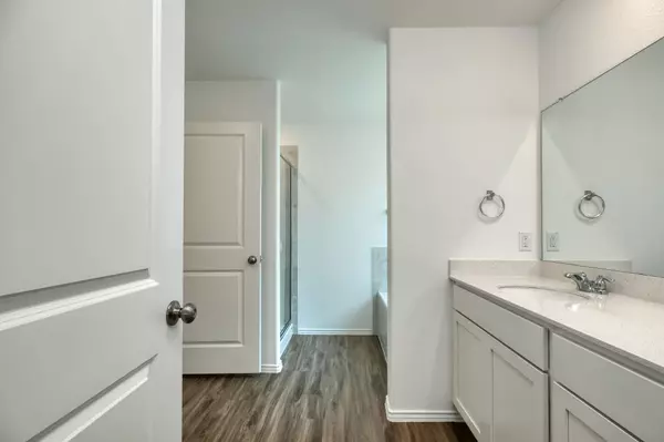 Hutto, TX 78634,200 Coventry DR