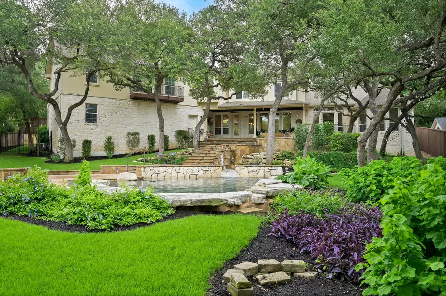 2704 Regents PARK, Austin, TX 78746