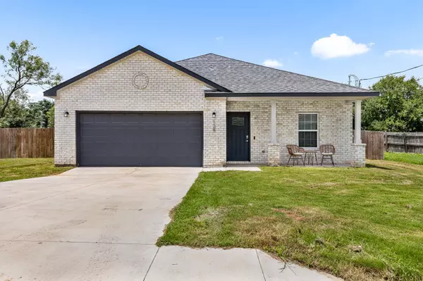 129 Kawainui LN, Bastrop, TX 78602