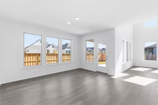 Buda, TX 78610,306 Durian LOOP