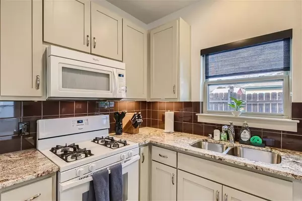 Austin, TX 78702,2012 Willow ST #B