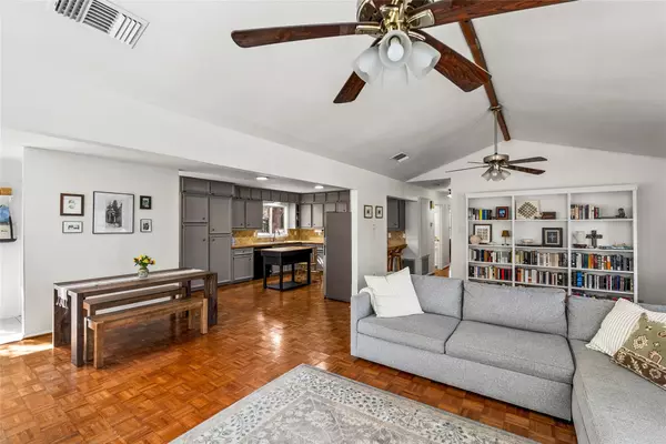 Wimberley, TX 78676,112 Liberty Ln LN