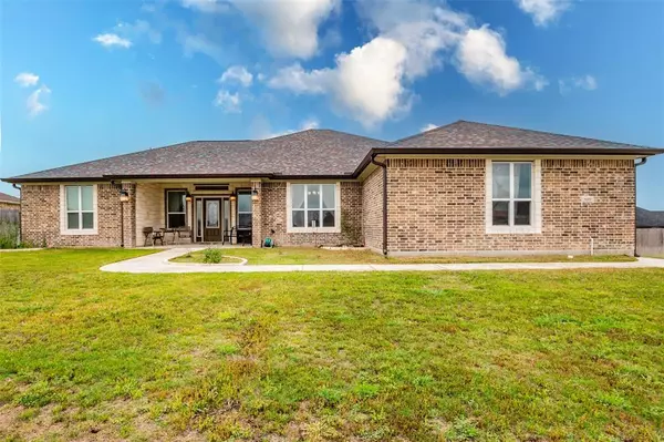 8119 Green Hill DR, Salado, TX 76571