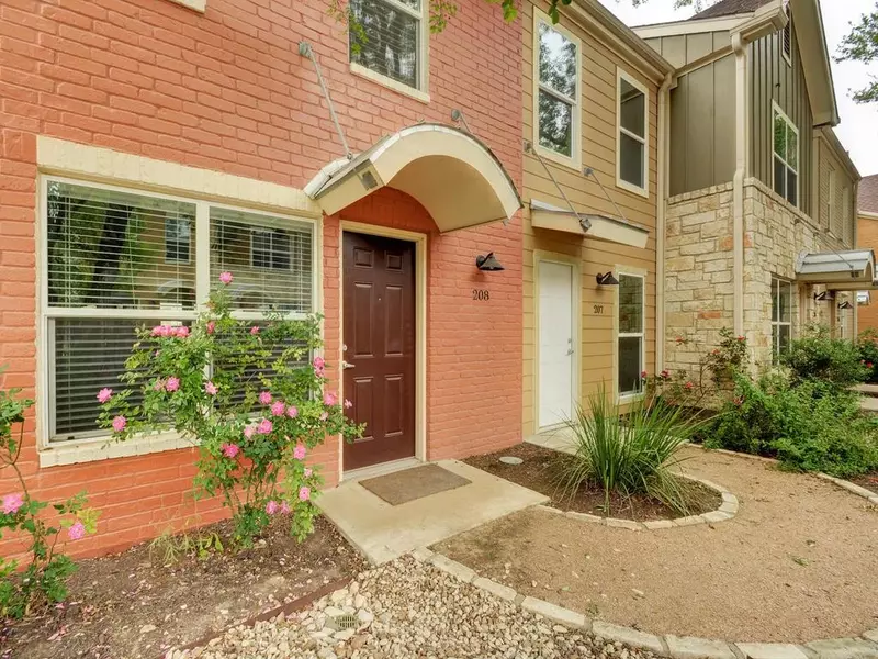 1101 Grove BLVD #208, Austin, TX 78741