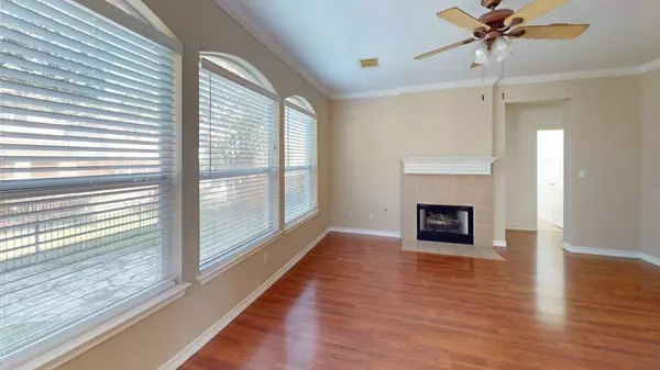 Round Rock, TX 78665,1716 Rosenborough LN S