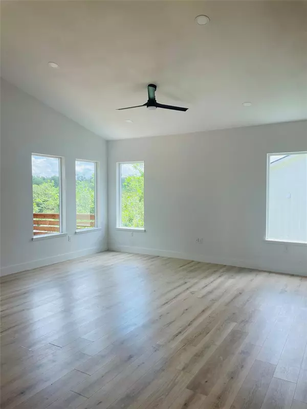 Austin, TX 78721,5010 Baker ST