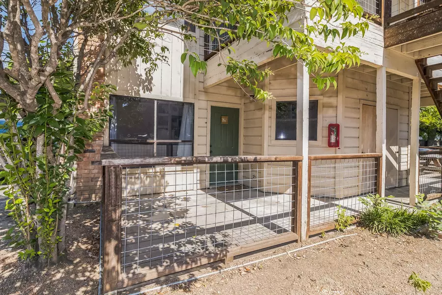 421 W San Antonio ST #H1, San Marcos, TX 78666