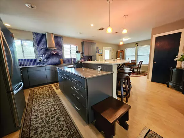 Spicewood, TX 78669,21201 Kathy LN