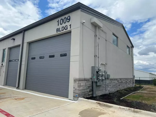 1009 N Rm-620 RD #104, Austin, TX 78734