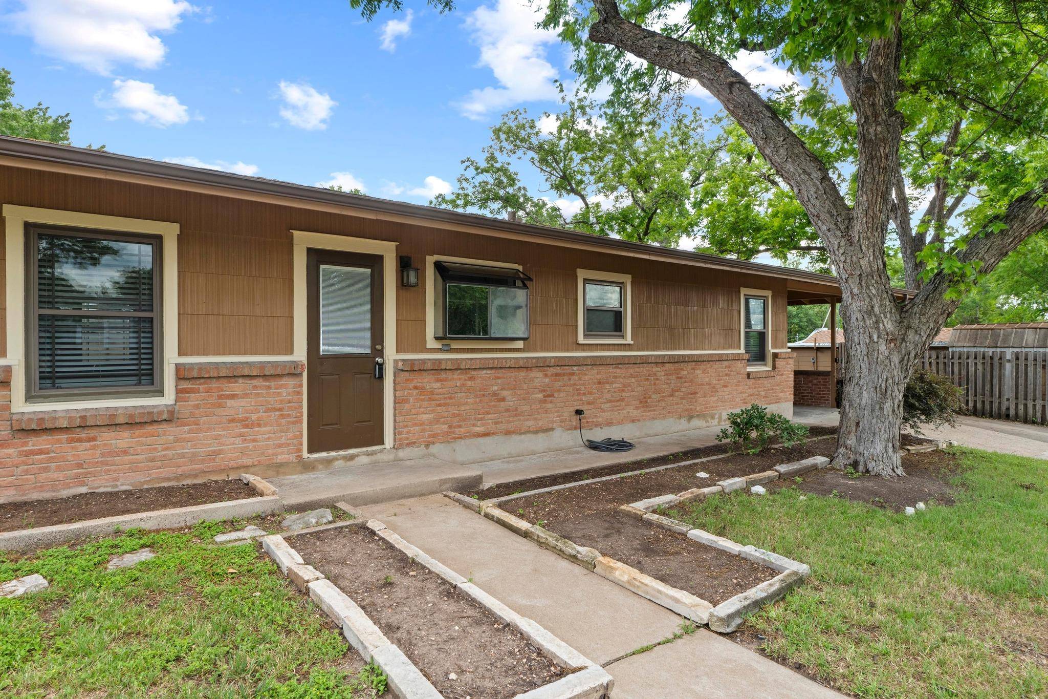 Austin, TX 78751,701 E 46th ST