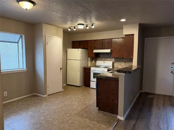 Austin, TX 78748,9810 Roxanna DR #D